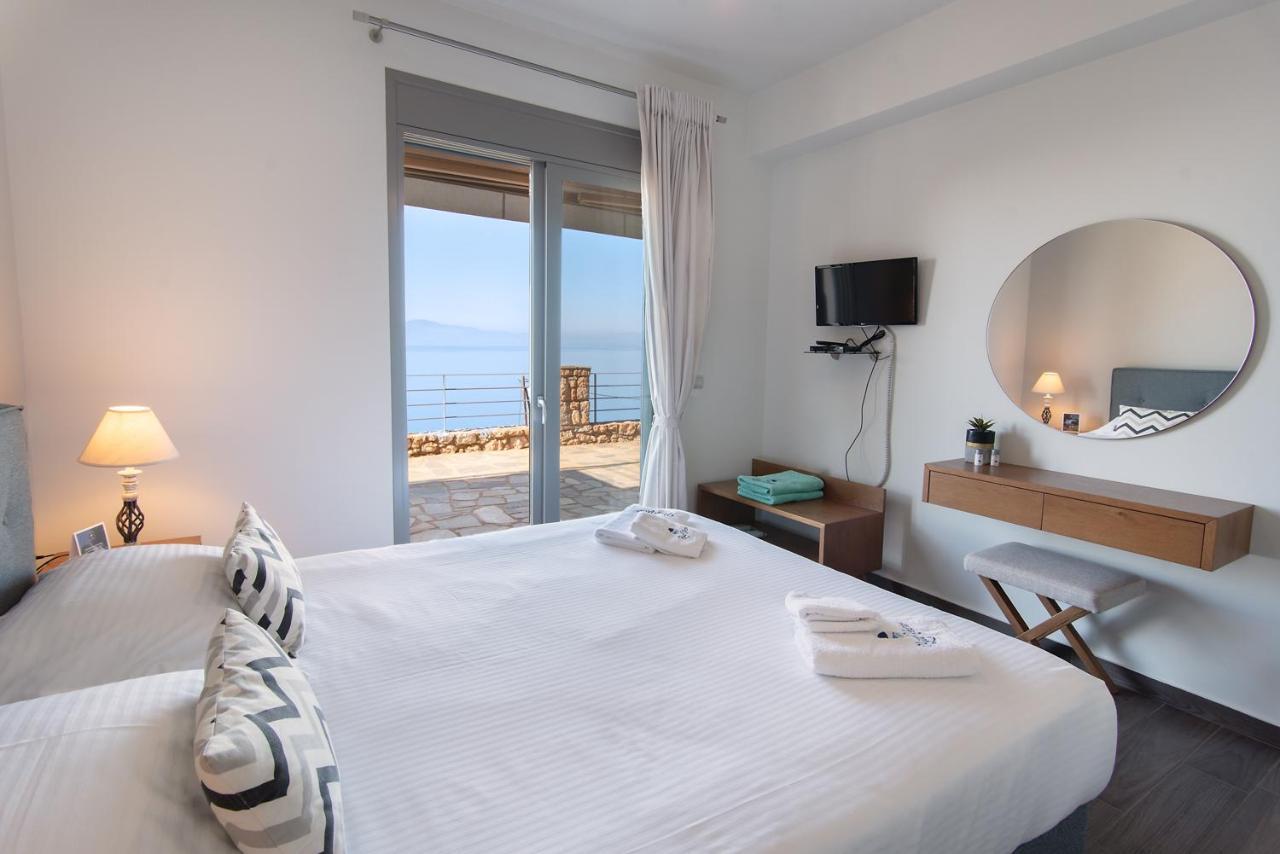 Bay View Guesthouses Kalamáta Kültér fotó