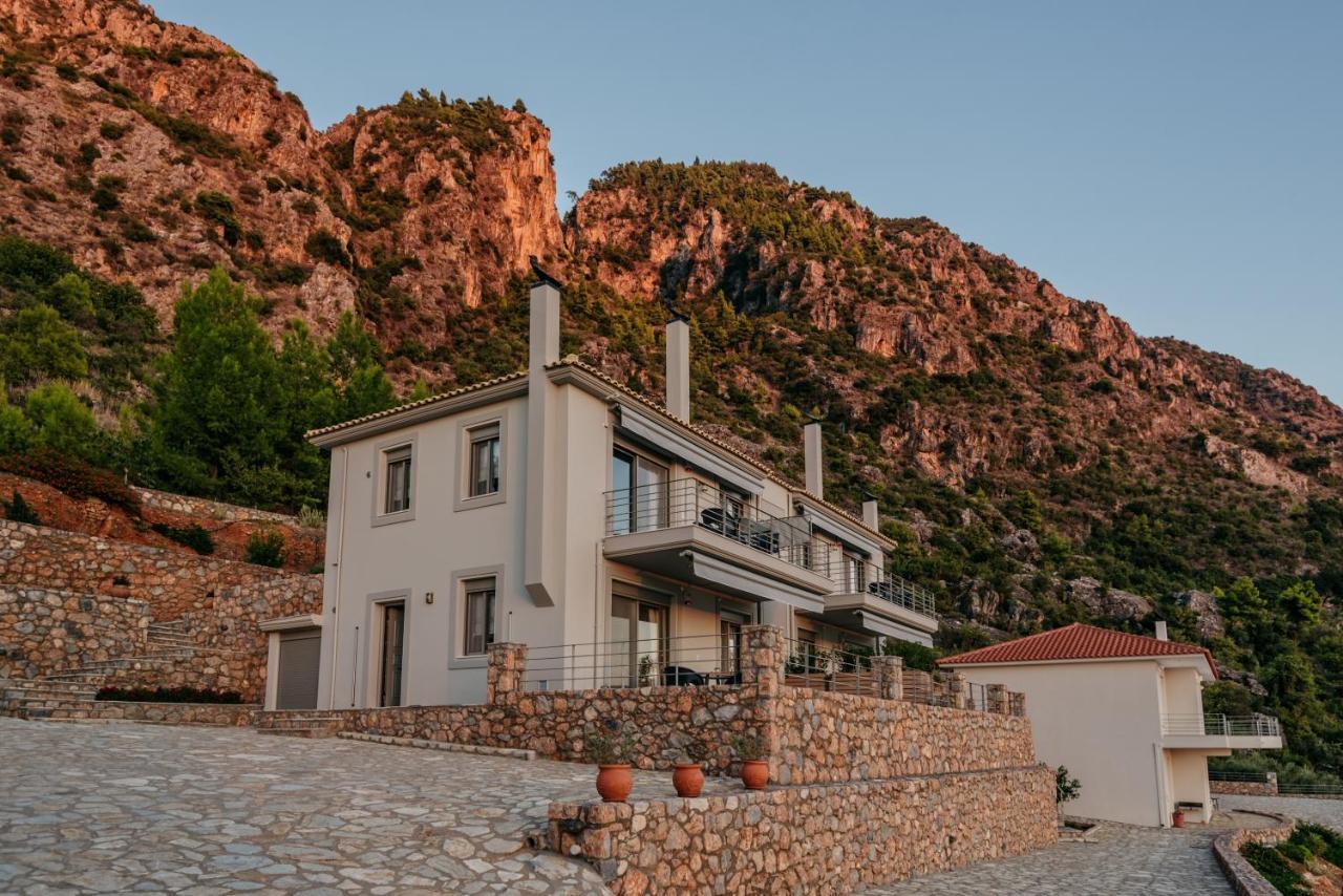 Bay View Guesthouses Kalamáta Kültér fotó
